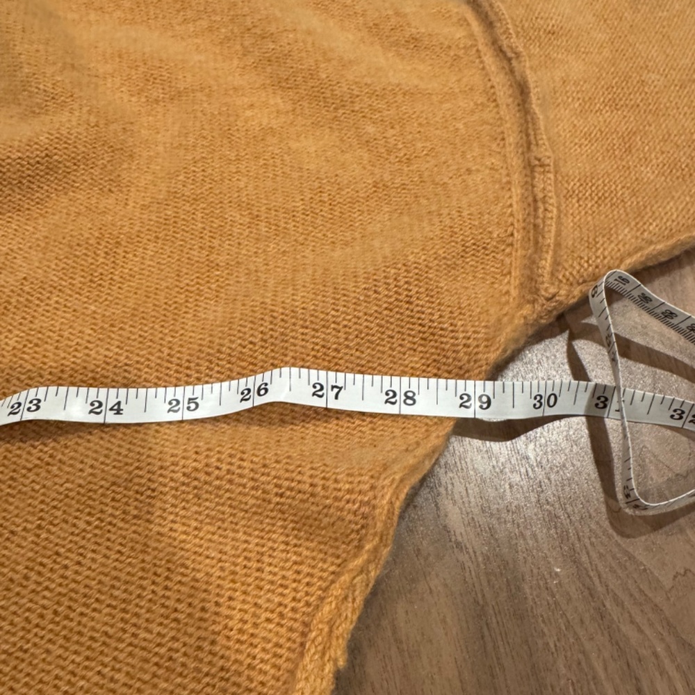 Free People 100% Cashmere Oversized Souchy V-Neck Sweater Camel Orange Size S - Picture 11 of 13